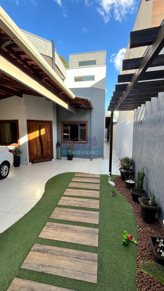 casa-venda-laranjeiras-betim-mg--1077615